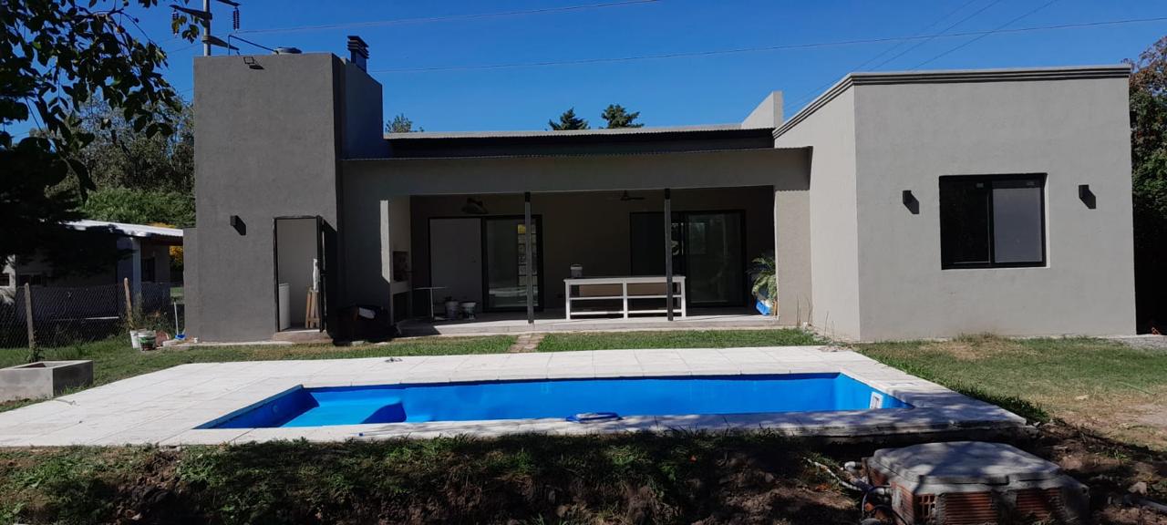 Vivienda unifamiliar llave en mano en Barrio Amparo, Escalada